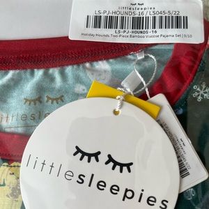Little Sleepies Holiday hounds brand new